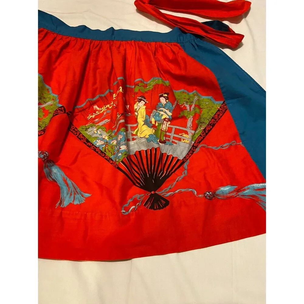 #5740 Womens Red and Blue Half Apron With Japanese Geishas